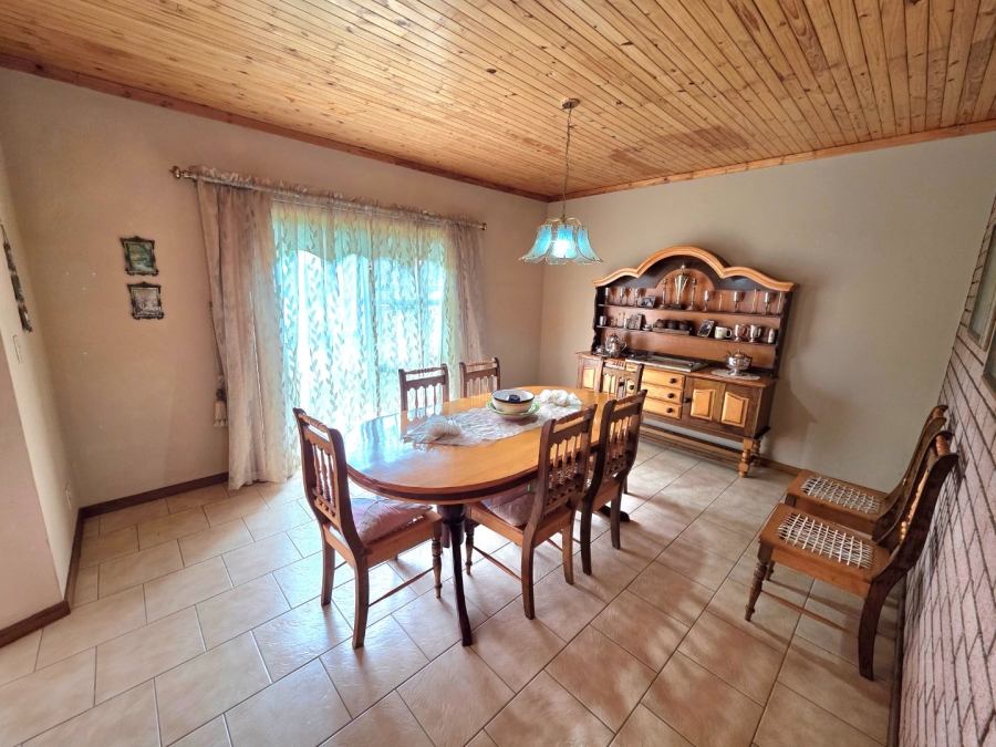 To Let 4 Bedroom Property for Rent in Reitz Free State